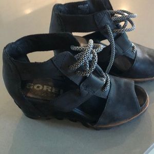 Sorel women’s Joanie lace shoes